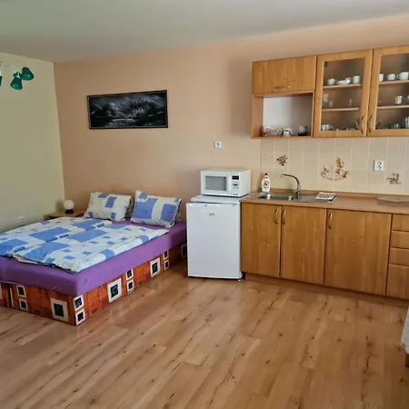 Сasa de vacaciones Mit Garten Und Pools By Interhome *