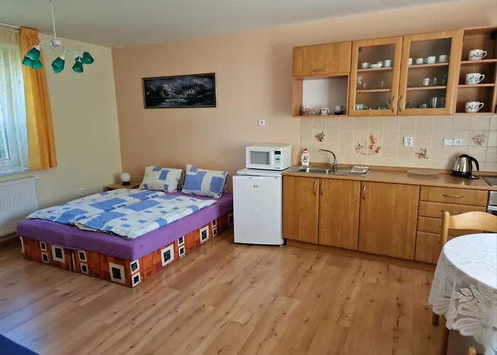 בית נופש Mit Garten Und Pools By Interhome *